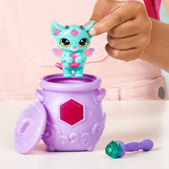 Magic Mixies Mixlings Collector’s Cauldron