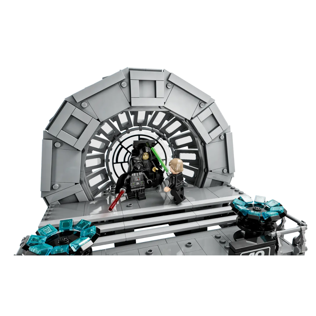 LEGO® Star Wars™ Emperor’s Throne Room™ Diorama (75352)