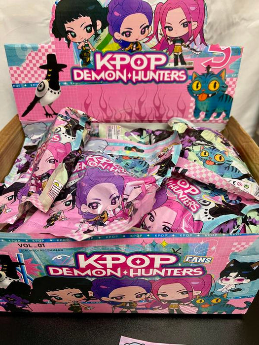 KPOP DEMON HUNTERS Ver. 1 - Blind Bag Keychain Featuring Adorable Character Designs and Collectible Elements